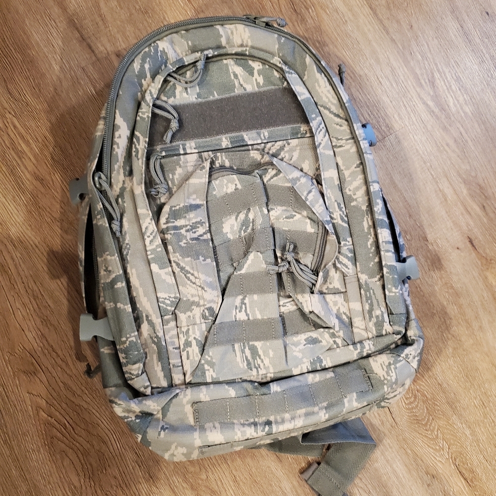 Soc Camo Backpack - image 3